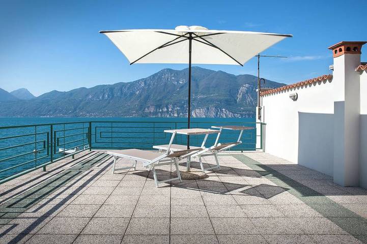 Villa pour 5 personnes, avec jardin, animaux acceptés à Brenzone