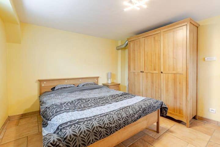 Gîte pour 4 personnes, avec terrasse à Houssen - 2