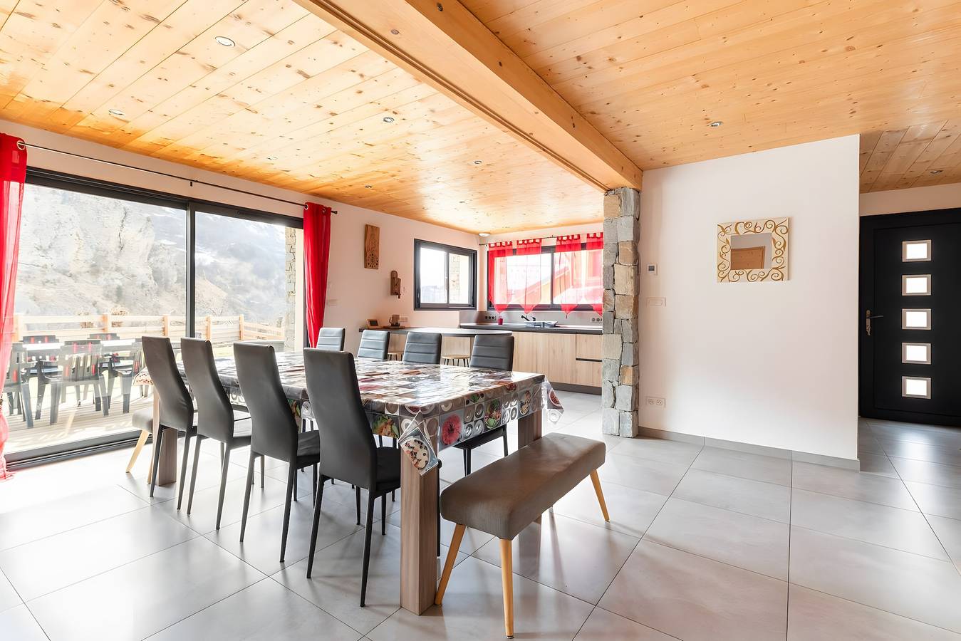 Chalet 'Les Lys - Tout Confort' con vistas a la montaña, terraza privada y Wi-Fi in Valloire, Región de Saint-Jean-de-Maurienne