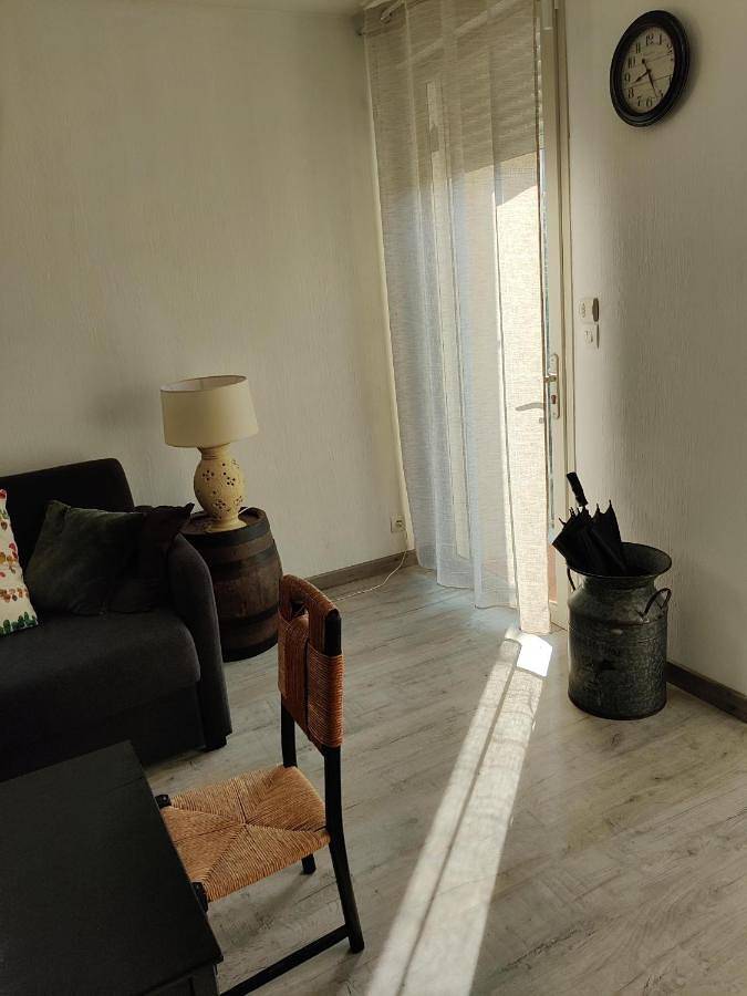 One-Bedroom House in Verneuil-en-Halatte, Oise