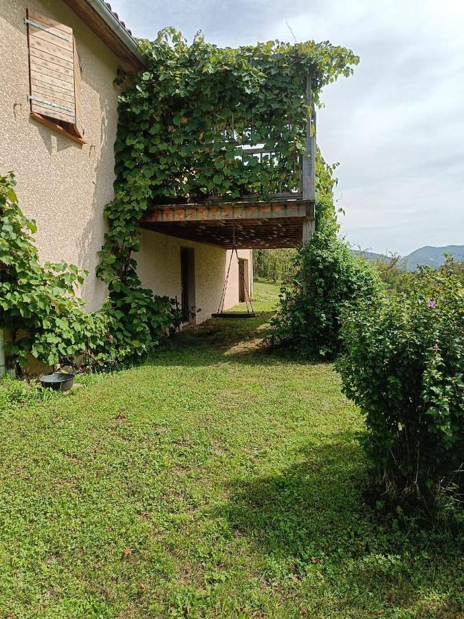 Maison chaleureuse en Ariège in Roquefort-les-Cascades, Ariège