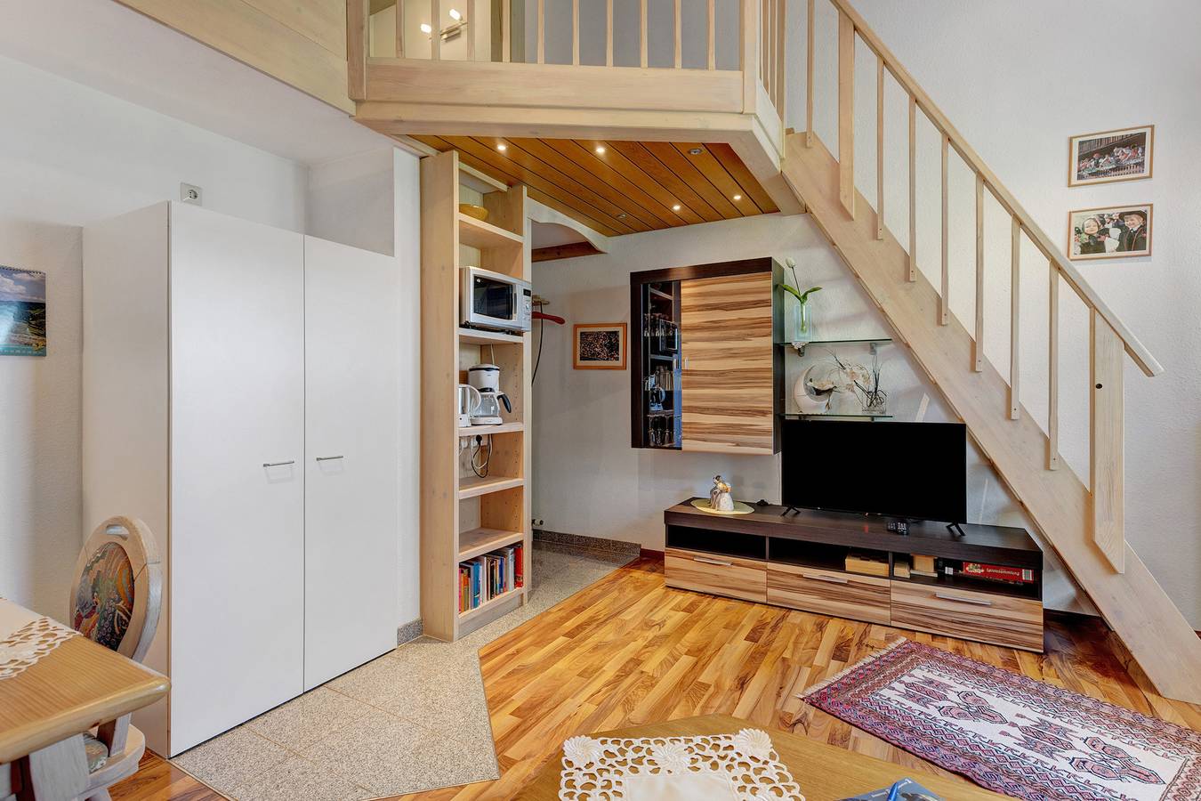 Ganze Wohnung, Ferienappartment B mit Balkon und Wi-Fi in Tennenbronn, Schramberg