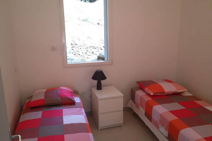 Location de vacances pour 6 personnes, avec jardin à Belvédère-Campomoro - 3