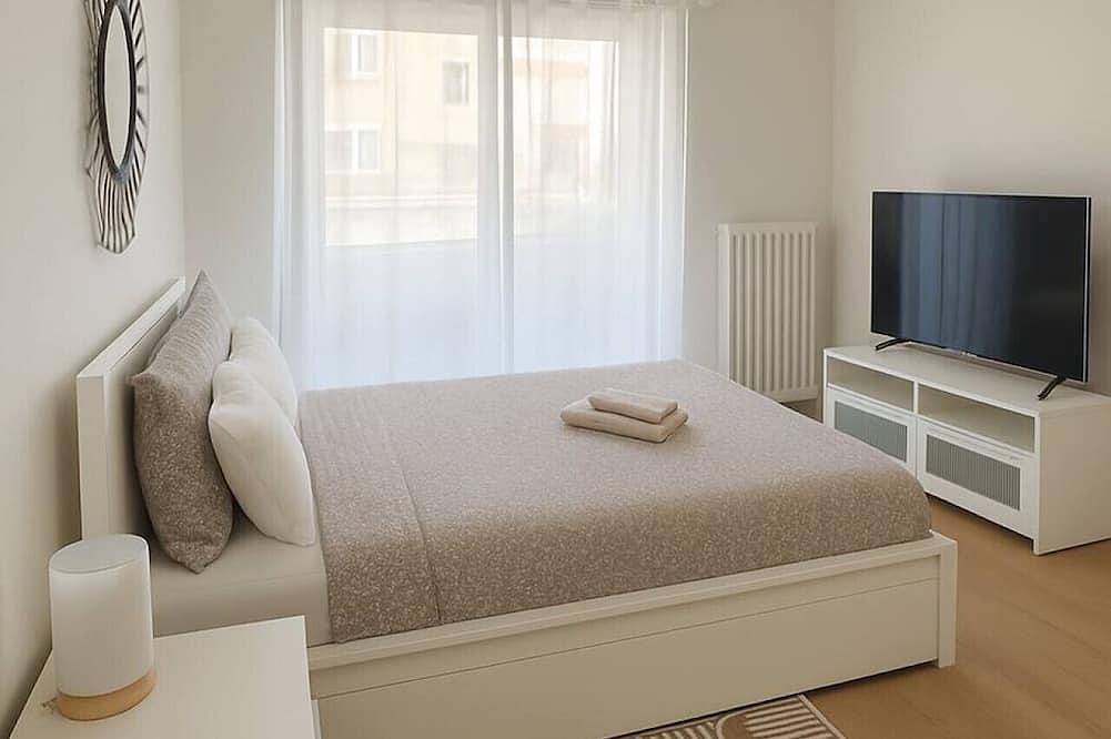 Appartamento intero, The Sleek Minimalist Lakefront in Losanna, Lago Lemano