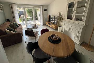 Gîte pour 4 personnes, avec terrasse à Bellegarde
