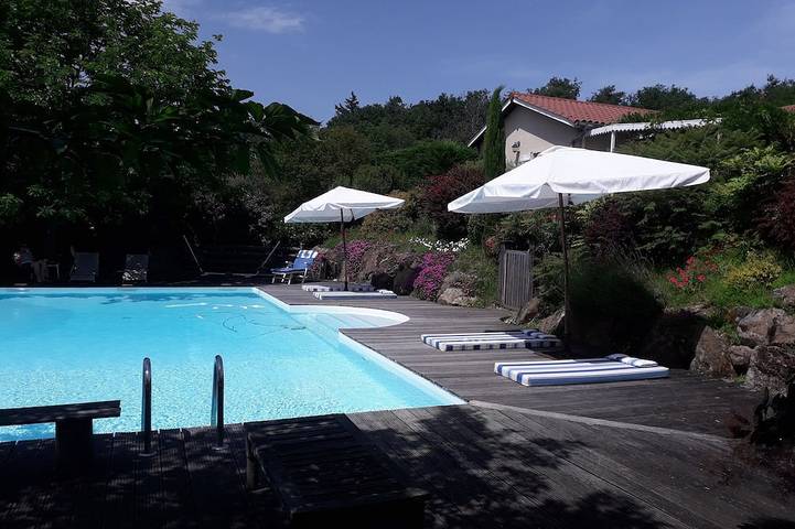 Holiday rental for 8 people, with garden in Loire