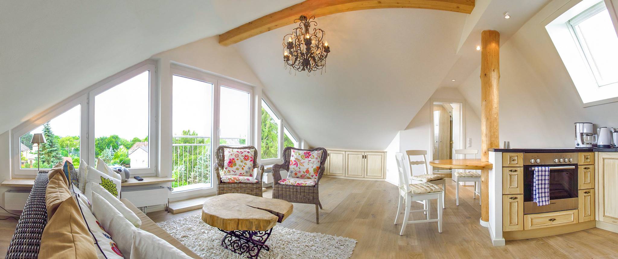 Ganze Ferienwohnung, Haus See- und Säntisblick "Dg" in Friedrichshafen, Region Bodensee-Oberschwaben