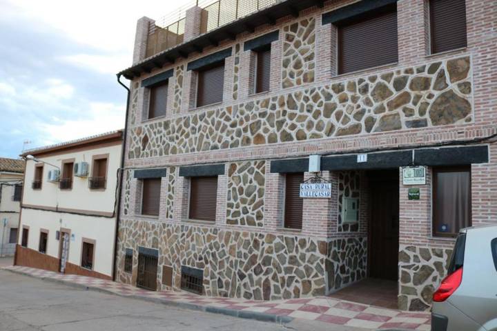 Chalet para 26 personas, con jacuzzi y jardín en Castilla-La Mancha - 3