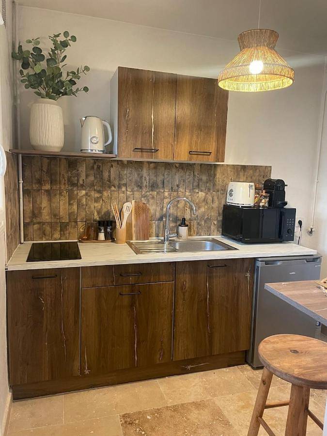 Appartement entier, One-Bedroom Apartment in Mondeville, Région de Caen