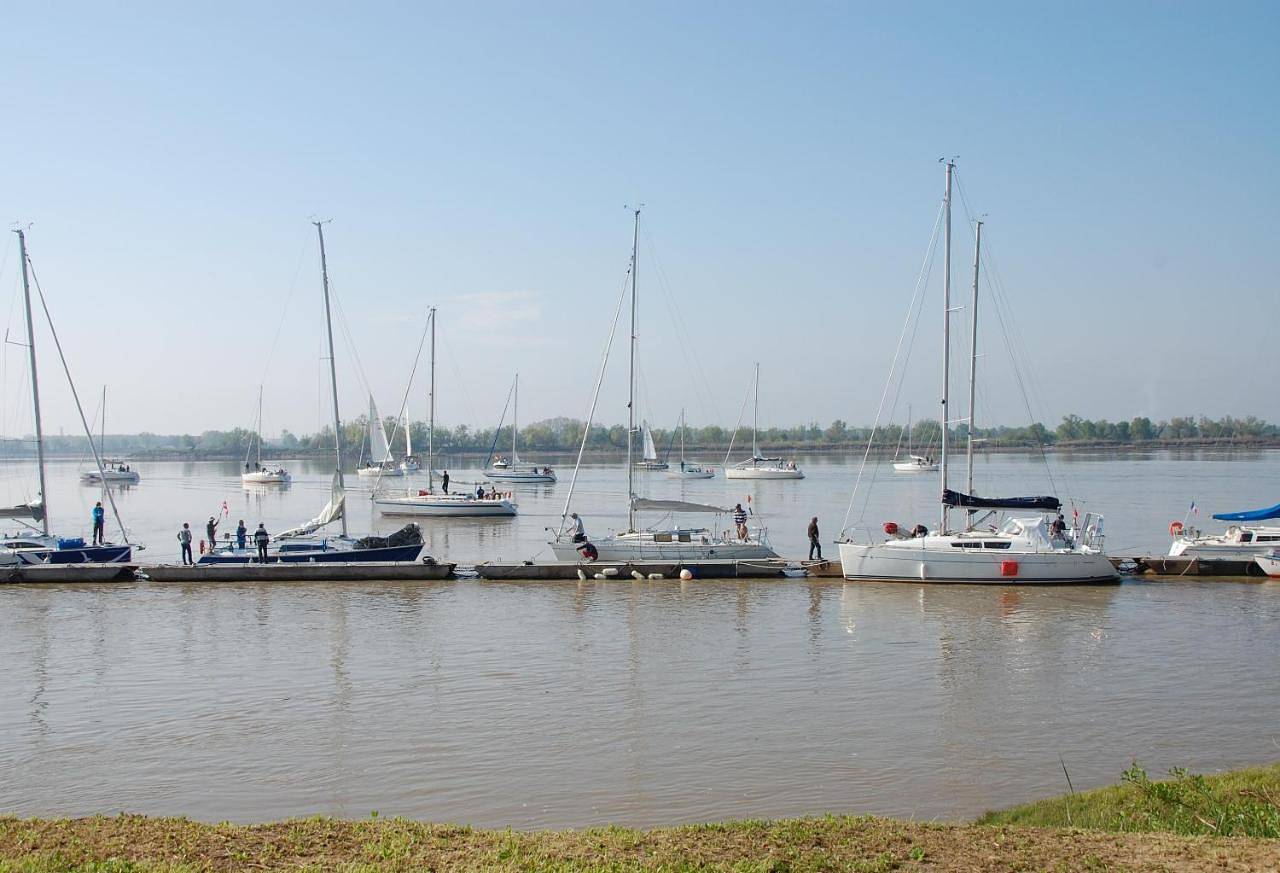De marées en marais in Bourg, Région de Blaye