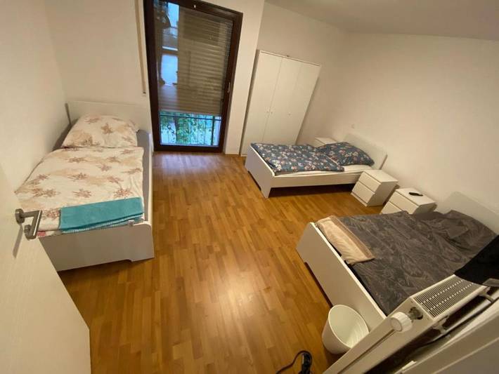 Ferienwohnung für 8 Personen, mit Balkon - 1