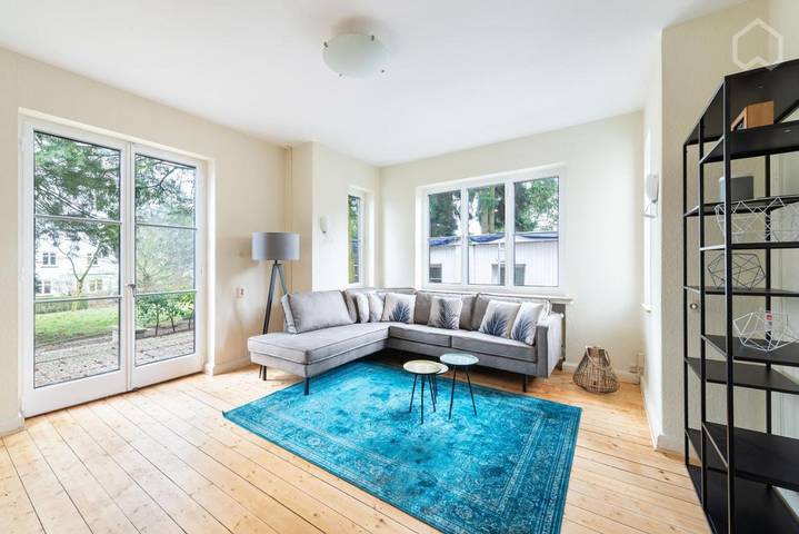 Ferienwohnung für 7 Personen, mit Balkon und Terrasse sowie Garten und Ausblick