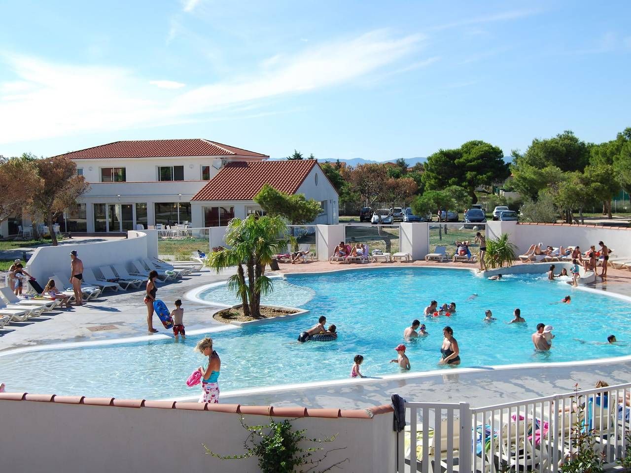 Ferienhaus in Frankreich mit Gartenterrasse in Torreilles, Côte d'Améthyste