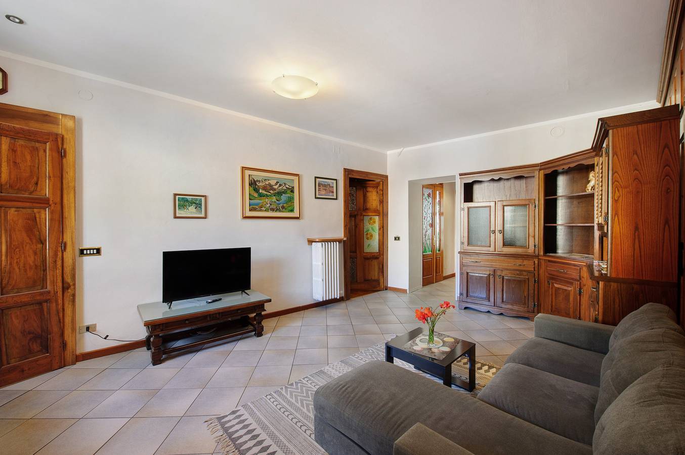 Appartement entier, Appartement 'Tibaldi Sette' avec vue sur les montagnes, terrasse privée et Wi-Fi in Domodossola, Comune di Domodossola