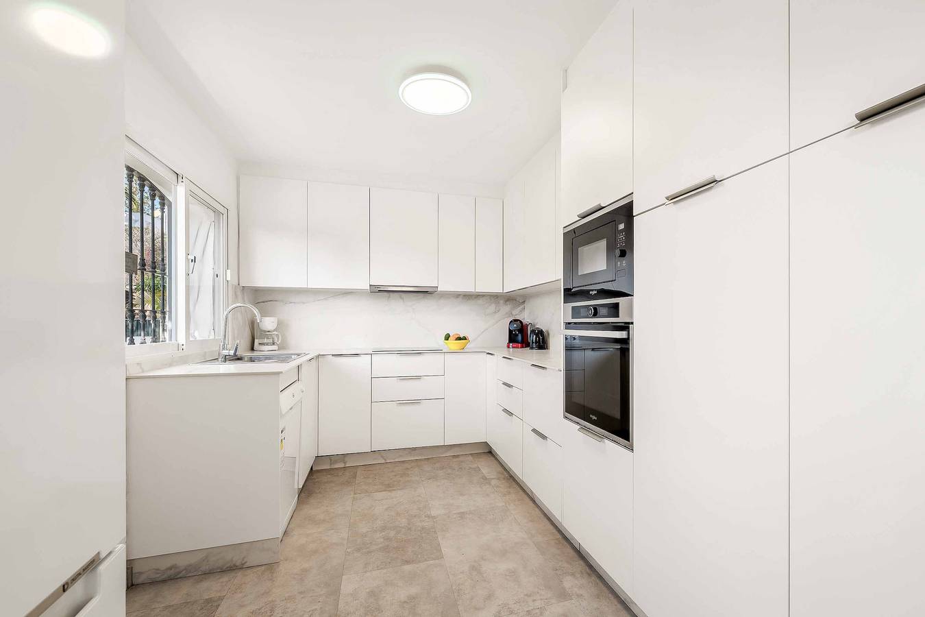 Villa voor 12 personen met tuin in Marbella Oost, Marbella