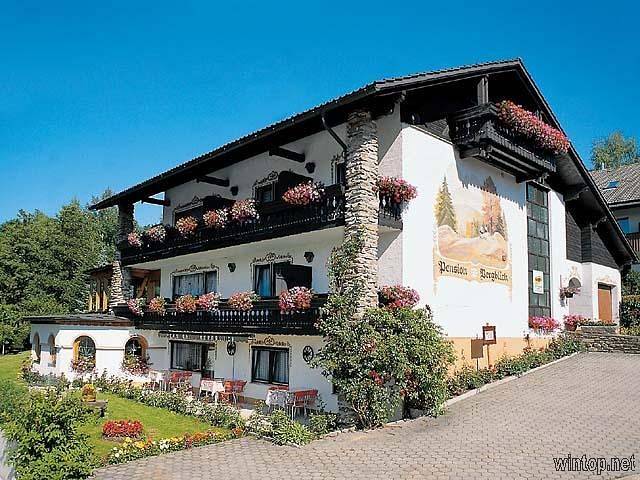 Pension, mit Balkon/Terrasse und Balkon sowie Garten und Sauna in Westböhmen
