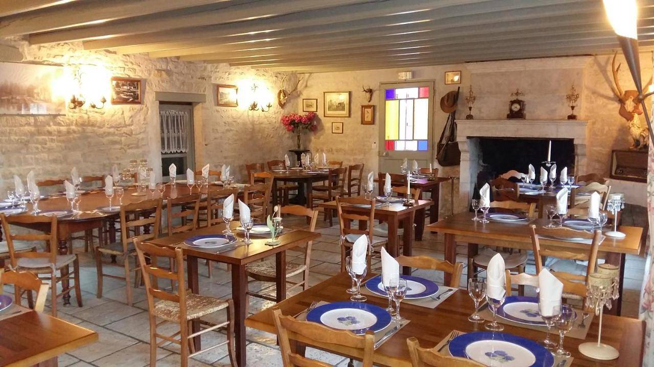 Double Room with Garden View in Coulon, Région de Niort