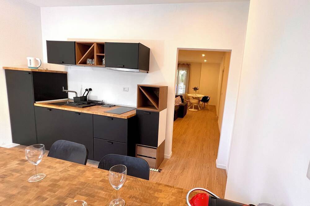 Ganze Wohnung, Villa Anna 50 meters from the beach from the tourist port to the center of Francavilla in Francavilla al Mare, Chieti Provinz