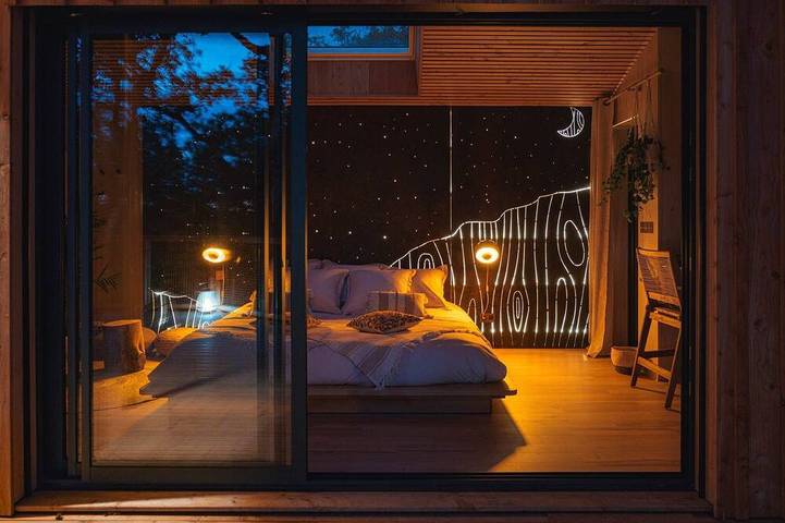 Gîte pour 2 personnes, avec jacuzzi ainsi que balcon et sauna dans Cénevières - 3