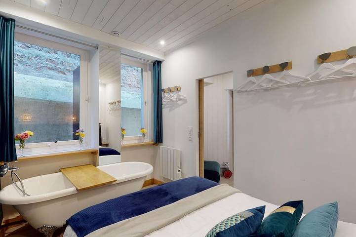 Gîte pour 8 personnes à Villedieu-les-Poêles - 2