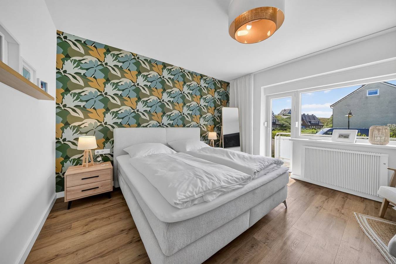 Ganze Wohnung, Frisch renoviertes 3 Zimmer Apartment mit Terrasse und Hund in Hörnum, Sylt