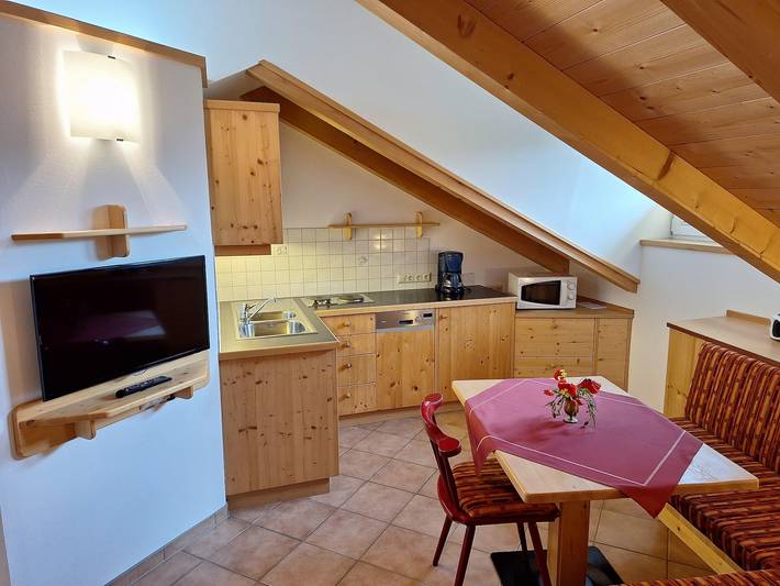 Ferienwohnung für 2 Personen, mit Balkon und Terrasse sowie Garten und Ausblick in Osttirol - 4