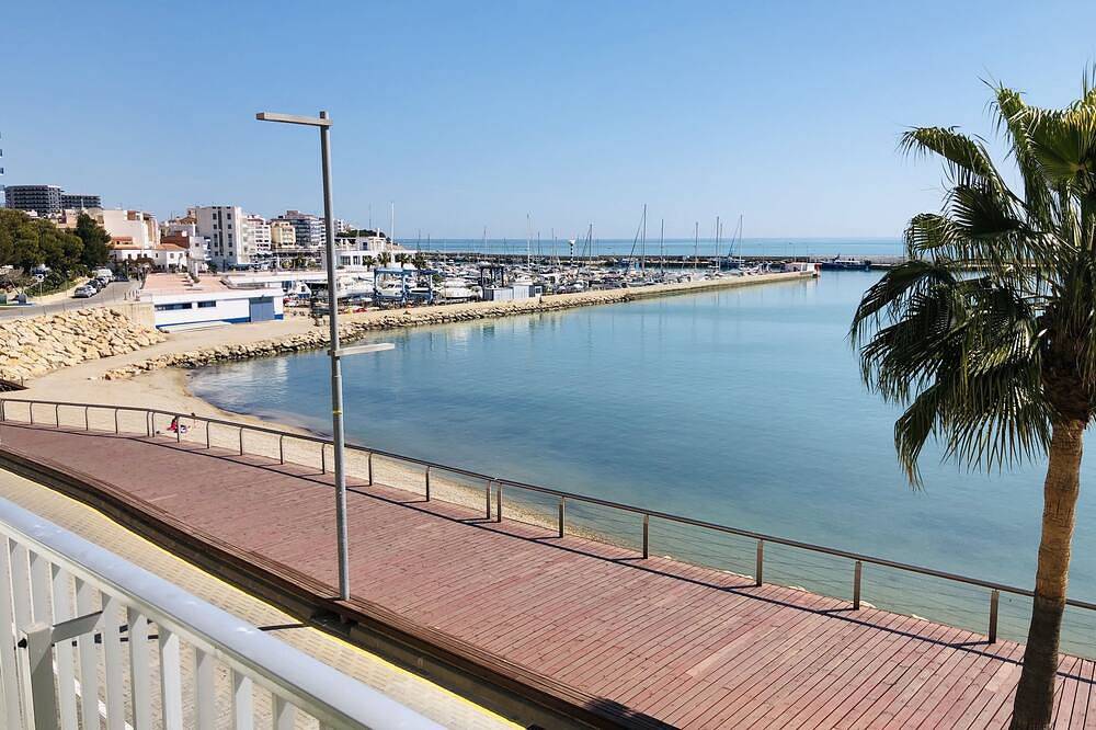 Apartamento entero, Apartamento \"Platja de l'Arquitecte\" in Tierras del Ebro, Costa Dorada
