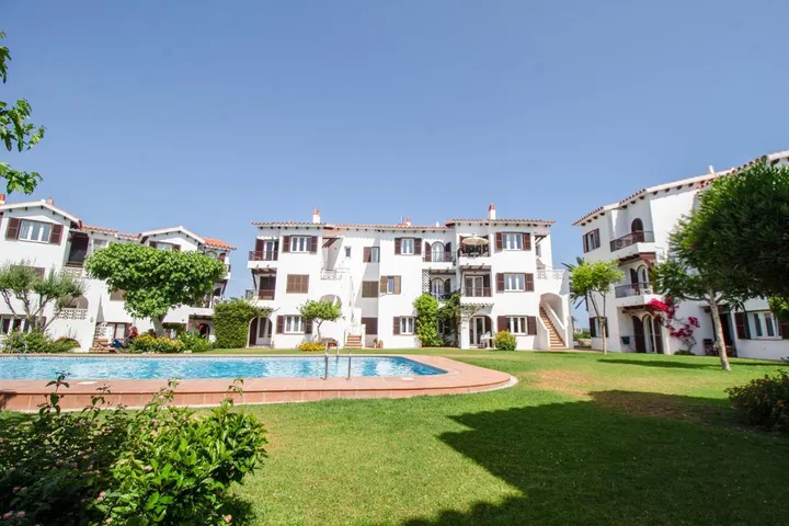 Apartamento de vacaciones para 4 personas, con jardín además de piscina y vistas, Se admiten mascotas - 1