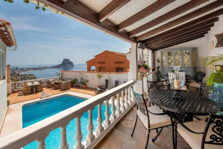 Pension voor 4 personen, with Terras and Whirlpool as well as Tuin and Zwembad in Calpe