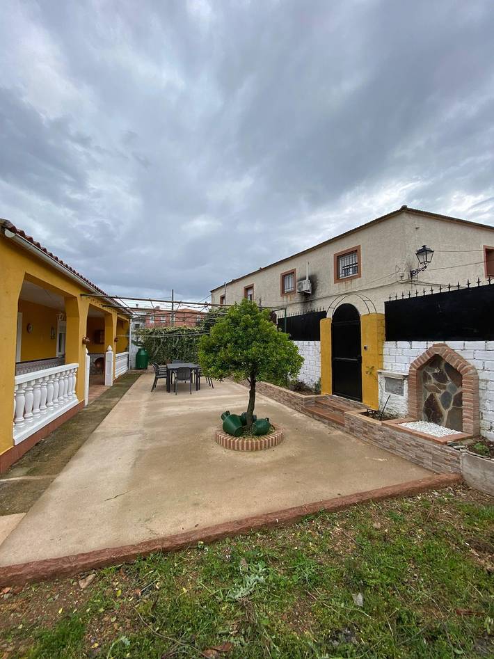 Country House 'La Casita Del Gévalo' with Mountain View, Wi-Fi and Air Conditioning