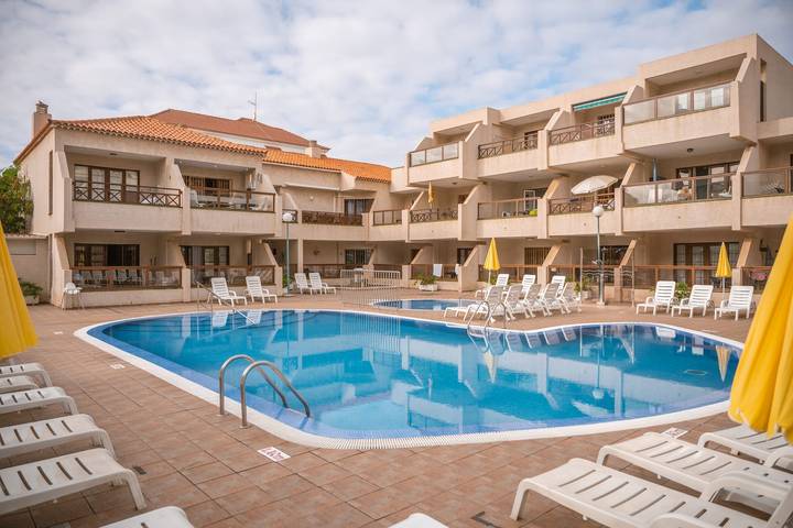 Apartamento de vacaciones para 3 personas, con piscina y terraza en Tenerife - 3