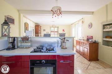 Gîte pour 14 Personnes dans Heume-l'Église, Région de Clermont-Ferrand, Photo 2