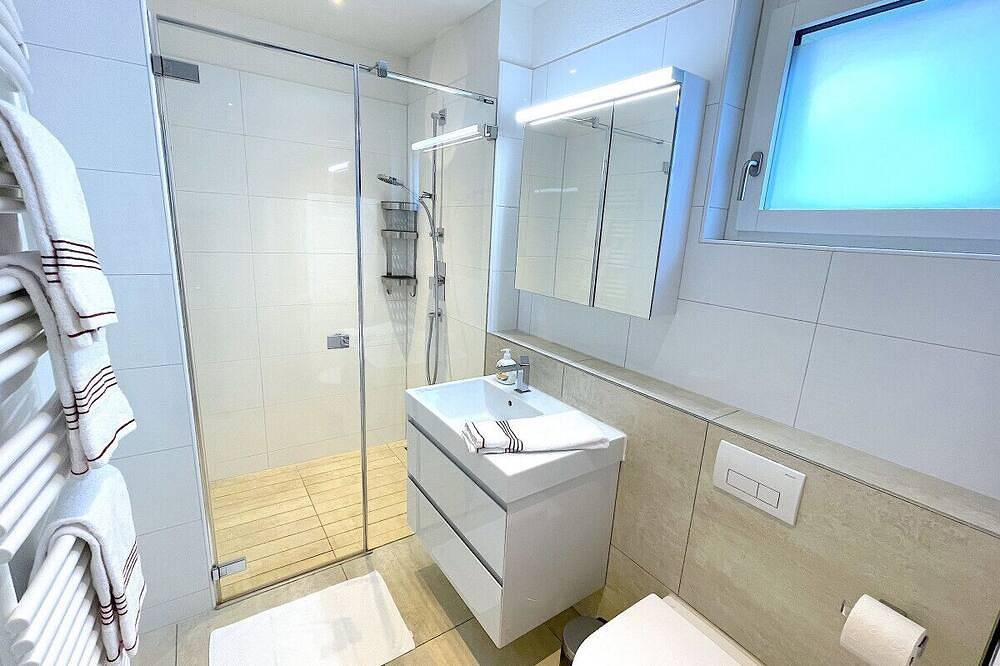 Apartamento entero, Swisshut Modern 10min Interlaken West Station - Apart Markt in Interlaken, Lago de Thun