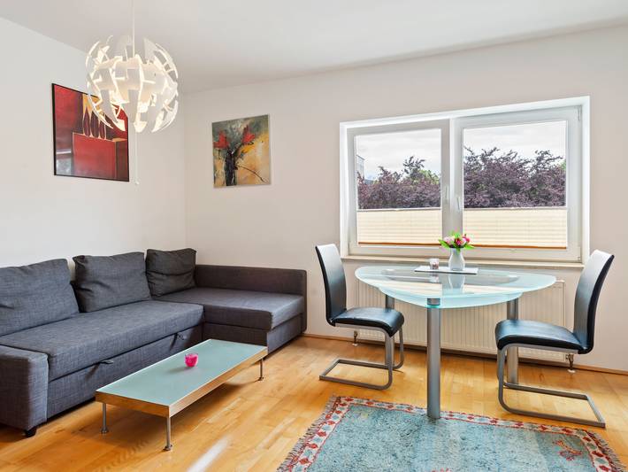 Ganze Wohnung, Wohnung Innsbruck nahe Bergisel Sprung in Tuxer Alpen, Innsbruck