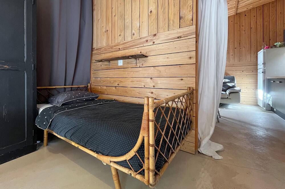 Gorgeous home in Salon-de-Provence with Wifi in Salon-de-Provence, Aix-en-Provence region