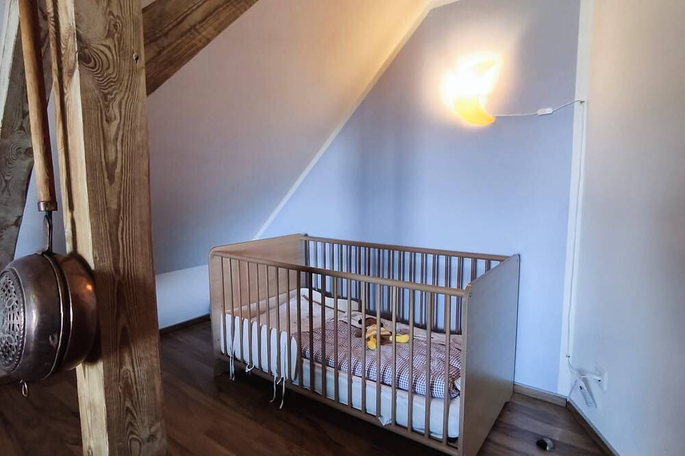 Ganze Wohnung, 130 qm Ferienwohnung für 2-4 Personen - Ferienwohnung im Ferienhaus in in Malchow, Fleesensee