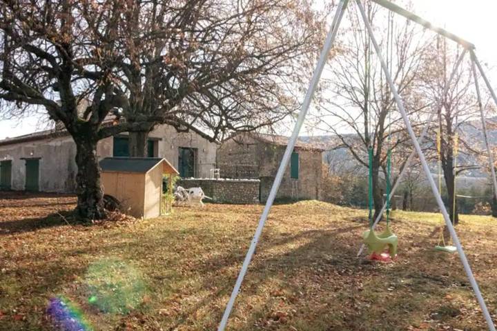 Ferienhaus für 3 Personen, mit Garten in Alpes-de-Haute-Provence - 4