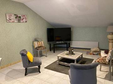 Chambre d’hôte pour 7 personnes, avec balcon et vue dans Dieue-sur-Meuse