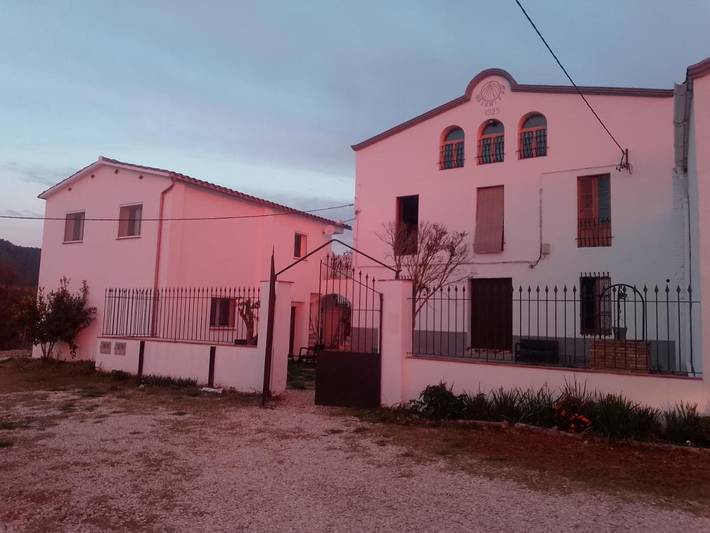 Casa rural para 6 personas, con Terraza y Jardín además de Piscina y Vistas en Pla del Panadés