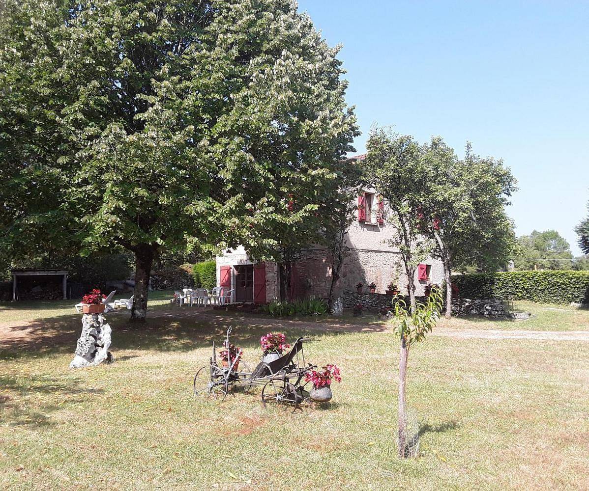 Gîte für 8 Personen mit Terrasse in Berganty, Regionaler Naturpark Causses du Quercy