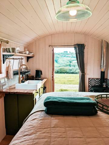 Glamping for 2 People in Devon, South West England, Photo 4