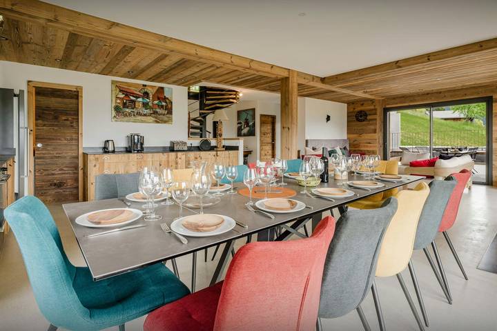 Chalet pour 12 personnes, avec Balcon et Jacuzzi ainsi que Terrasse et Jardin à Manigod - 4