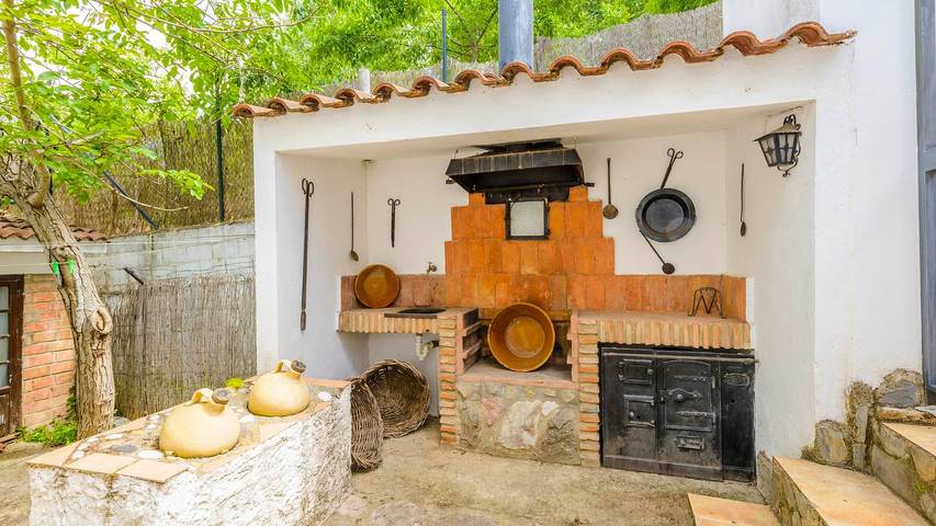 Casa rural para 10 personas, con jacuzzi además de balcón/terraza y piscina en Priego de Córdoba - 3