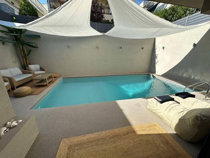 Willa dla 4 osób, z ogród i basen dla dzieci oraz basen i jacuzzi w Ateny
