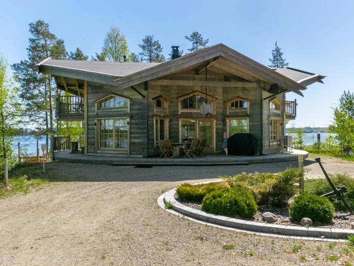 Villa pyöriäinen in Carélie du Nord