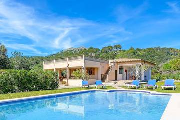 Villa in Pollença, Serra de Tramuntana für 5 