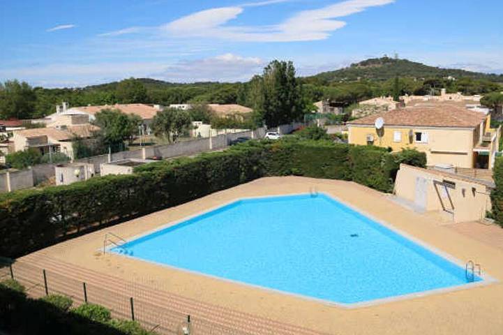 Appartement de vacances pour 2 personnes, avec terrasse et piscine