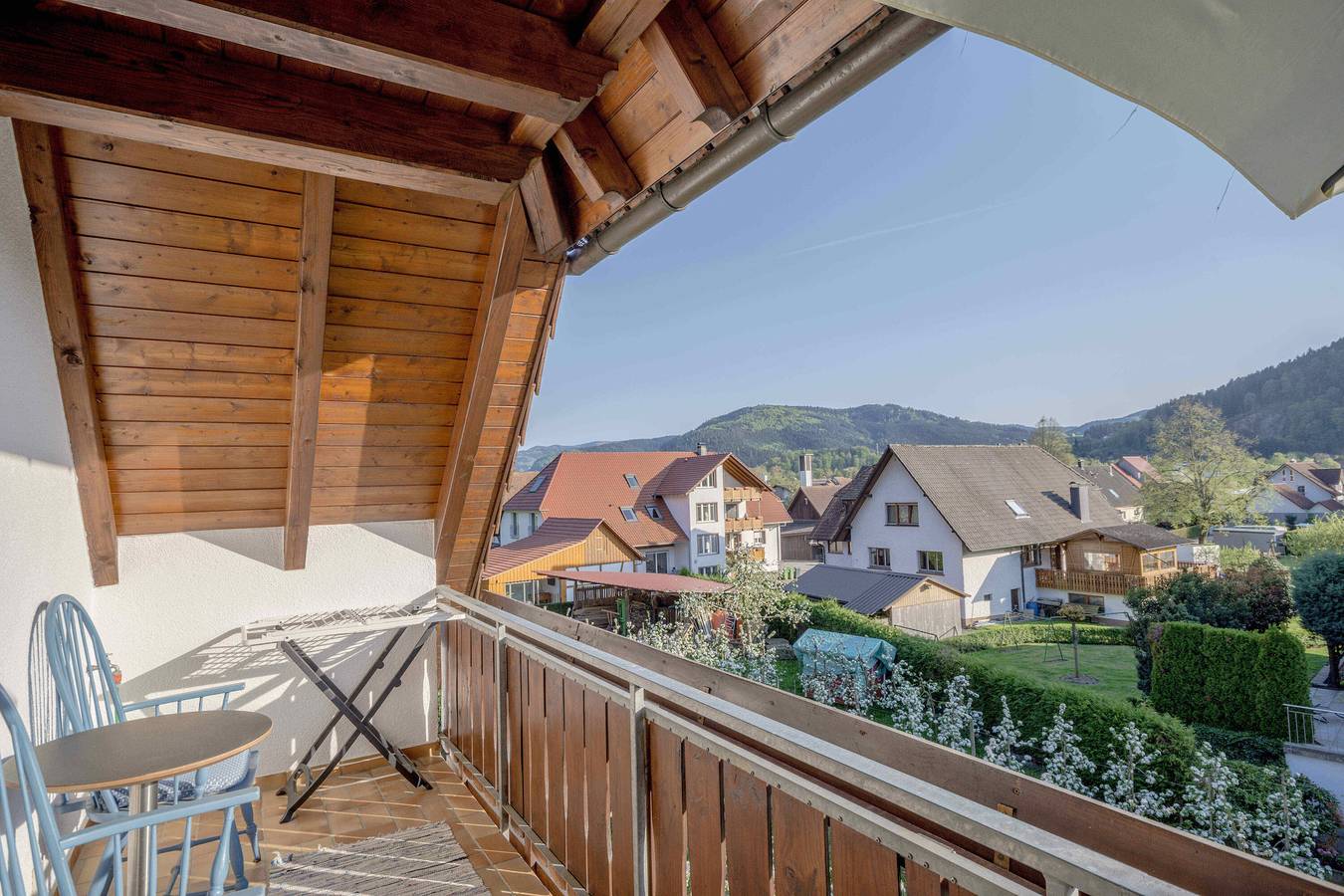 Ganze Wohnung, Ferienwohnung 'Panoramablick' mit Bergblick, Gemeinschaftsterrasse und Wi-Fi in Haslach im Kinzigtal, Kinzigtal