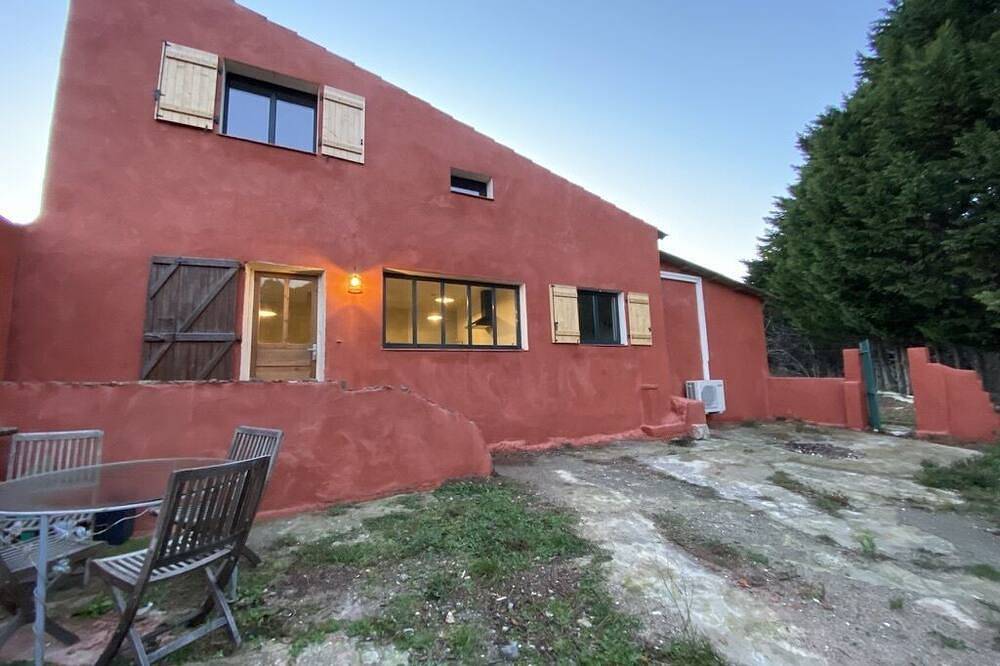Maison de campagne dans un domaine viticole, idéal pour déconnecter! in Tautavel, Côte méditerranéenne (France)
