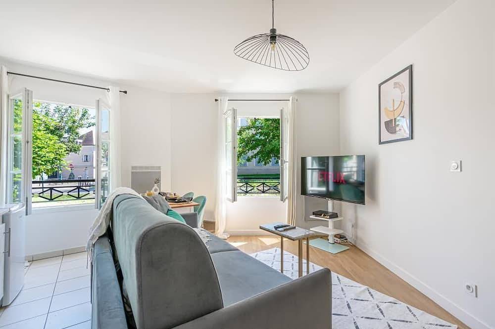 Appartement entier, Séjour magique à 10 min de Disney, parking & confort inclus in Montévrain, Seine-et-Marne